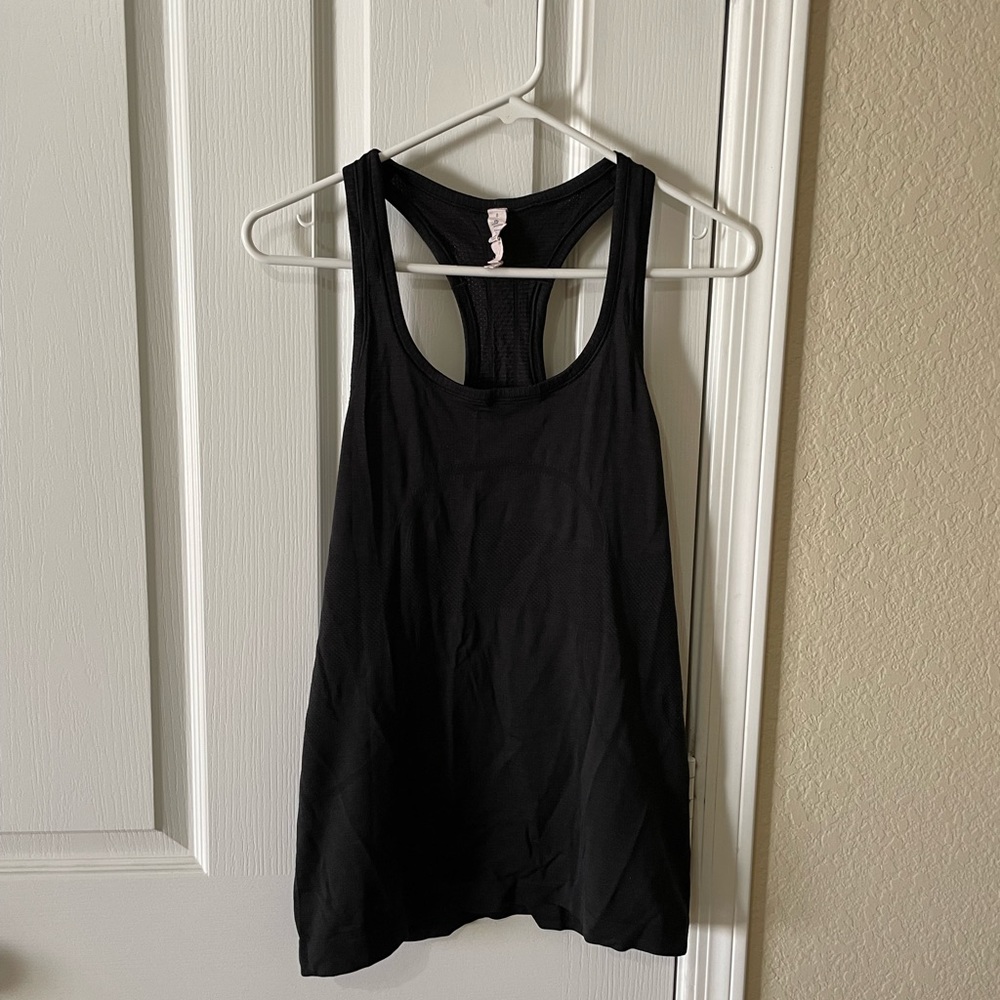 Lululemon Swiftly tank size 8